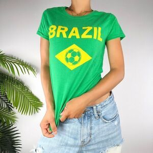 Vintage 90s Streetwear Green Indie Brazil Football Soccer Graphic T-Shirt / S